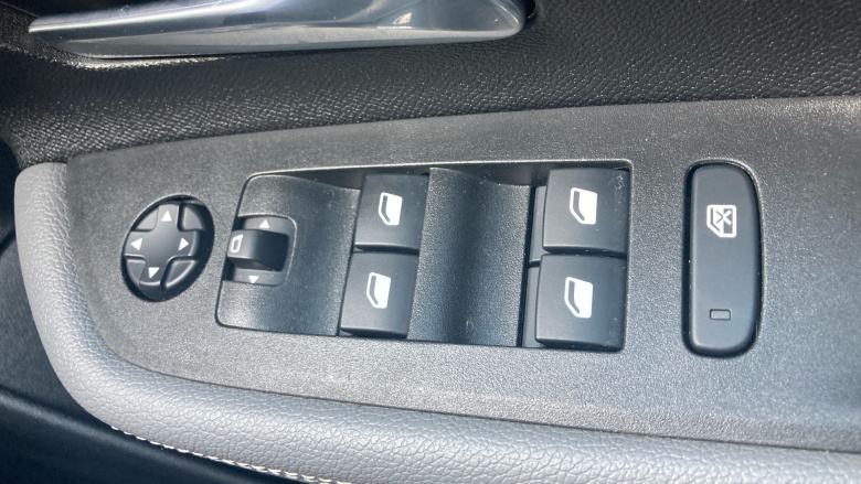 Vauxhall Mokka 1.2 Turbo 100 Elite Nav 5dr Petrol Hatchback